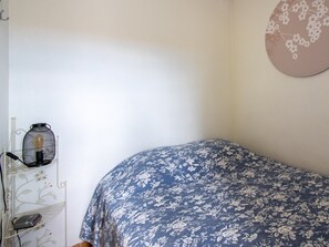 1 bedroom, iron/ironing board