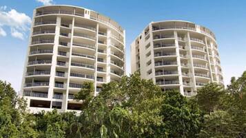 Lejlighed | 4 soveværelser, skrivebord