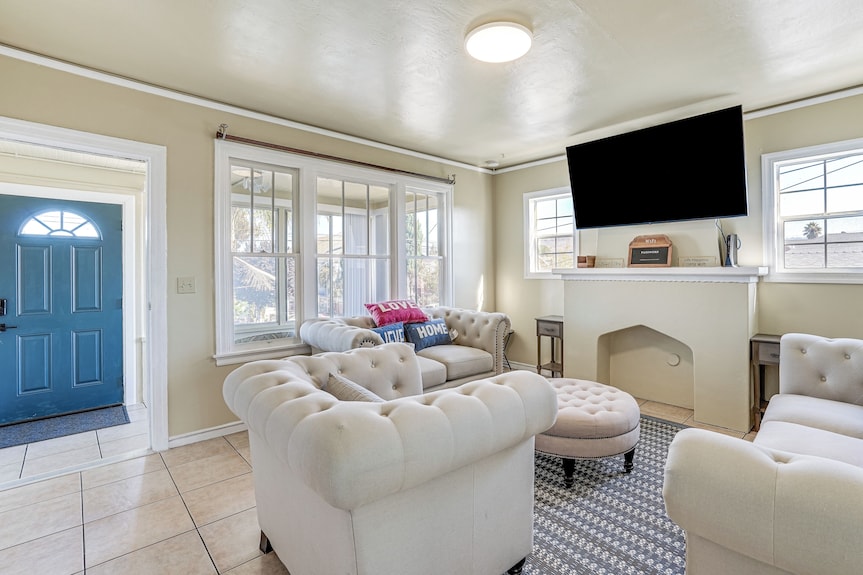 Oakland Apartment: 8 Mi To Dtwn! - San Leandro, CA