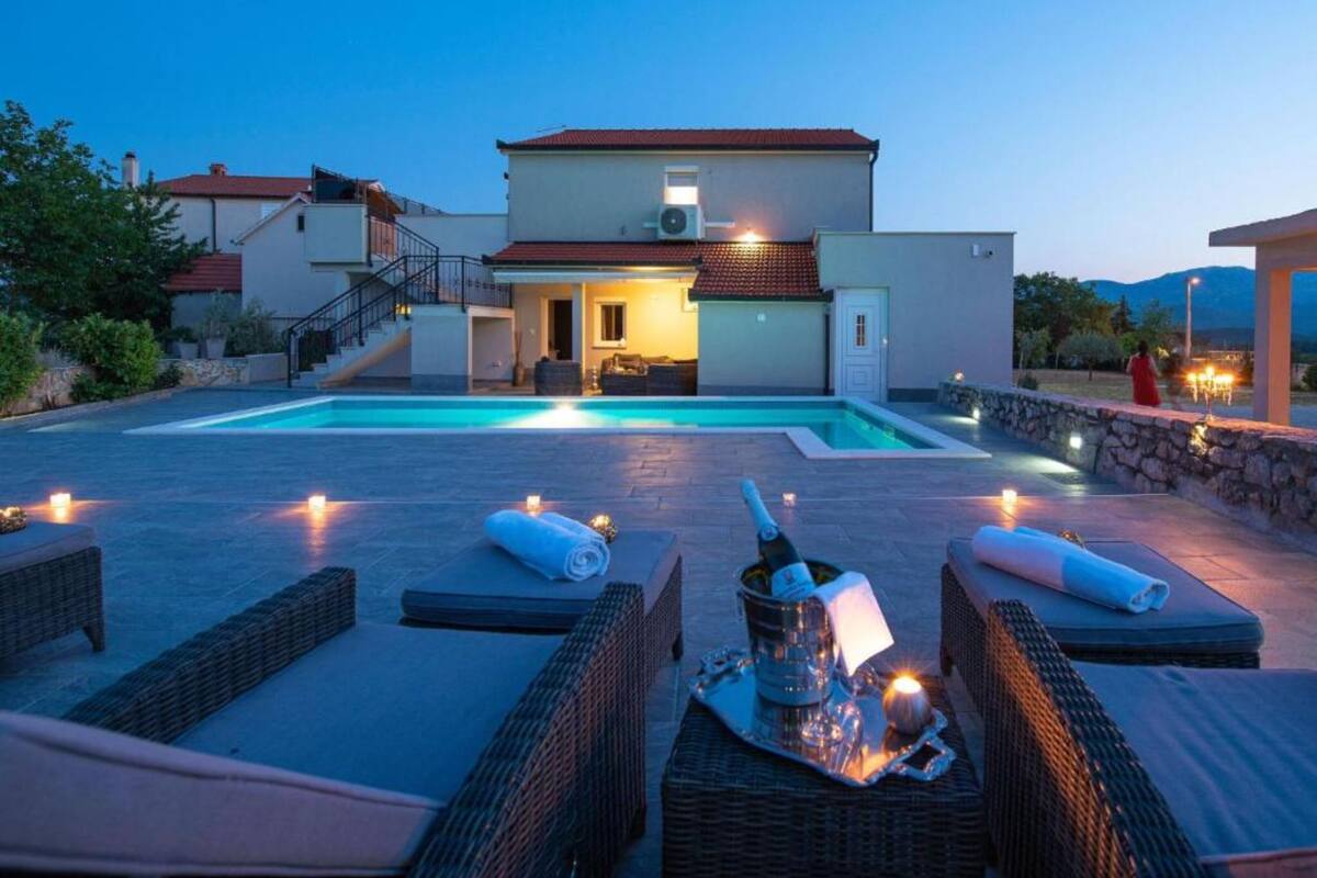 Villa (Three Bedroom Villa With Private Pool) | Esterni