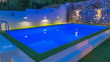 House (Three Bedroom Holiday Home) | Pool | Seasonal outdoor pool, pool umbrellas, sun loungers