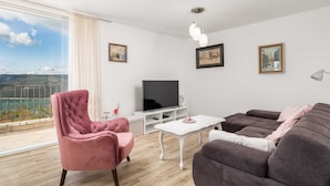 Villa (Three Bedroom) | Oppholdsrom
