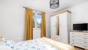 Villa (Three Bedroom)