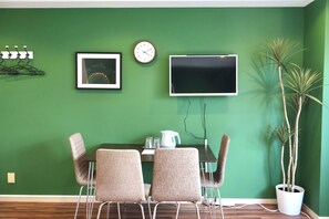 標準雙床房 | 遮光布/窗簾、免費無線上網