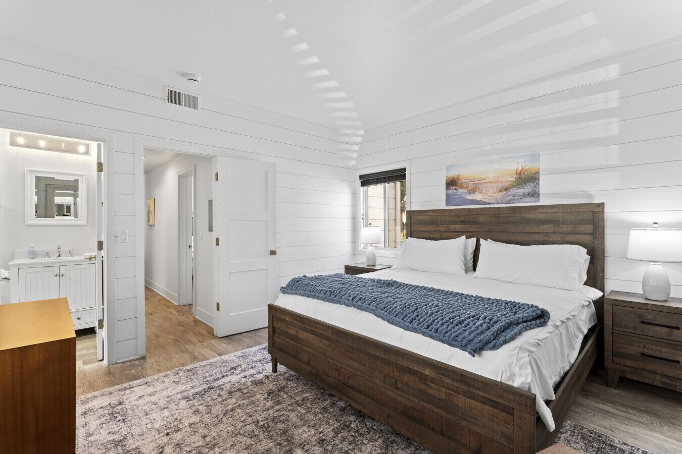 Marina-view Condo W/ Backyard & Bbq - Newport Beach, CA