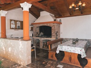 Appartement (One Bedroom Apartment) | Aire de pique-nique/barbecue