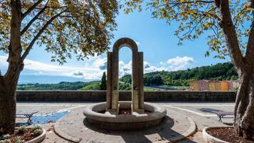 Apartment (Two Bedroom Apartment with Terrace) | Exterior