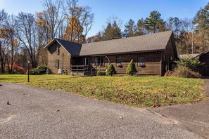 Exterior - Heated Indoor Private Pool | Stream Front | Game Room (Cresco)