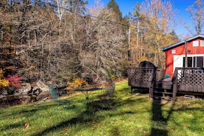 Outdoor dining - Heated Indoor Private Pool | Stream Front | Game Room (Cresco)