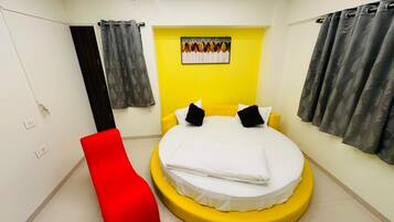 Superior Double Room | Desk, soundproofing, free WiFi, bed sheets