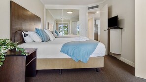 1 bedroom, desk, free WiFi, bed sheets