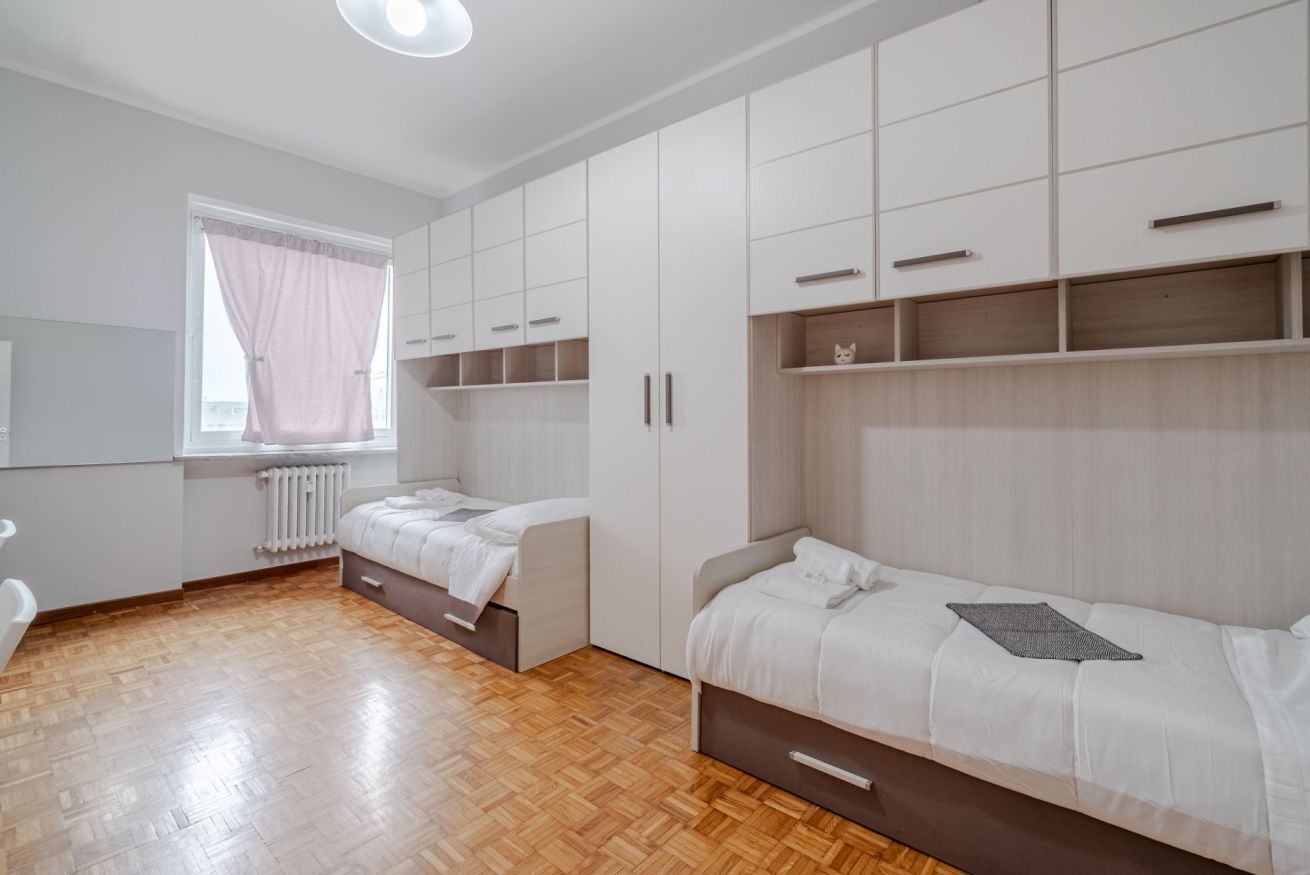 2 quartos, ferros/tábuas de passar roupa, Wi-Fi, roupa de cama