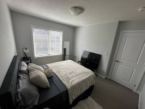 House, 2 Bedrooms | 2 bedrooms - Cozy Whitby Retreat - 2 Bedroom Private House (Whitby)