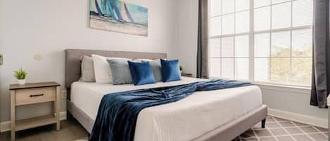 2 quartos, escrivaninha, Wi-Fi de cortesia, roupa de cama