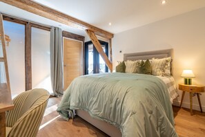 4 Schlafzimmer, Bügeleisen/Bügelbrett, Reisekinderbett, kostenloses WLAN