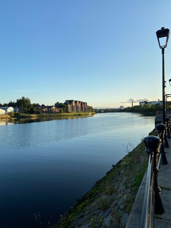 Miscellaneous - Belfast River View (Belfast)
