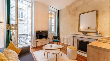 2 bedrooms, individually decorated, individually furnished, free WiFi