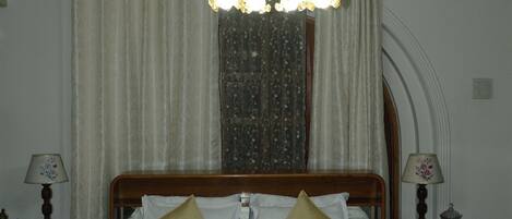 1 habitación, wifi y ropa de cama