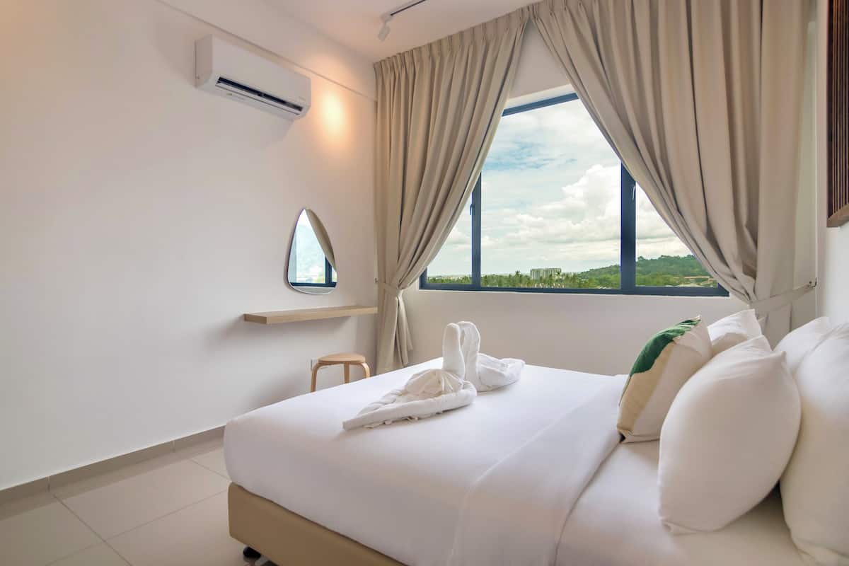 Lägenhet Comfort - 3 sovrum - icke-rökare - utsikt mot staden | Mörkläggningsgardiner, strykjärn/strykbräda och gratis wi-fi