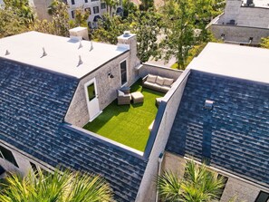 Terrace/patio - 1035 Beachview Dr in Saint Simons Island (Saint Simons Island)
