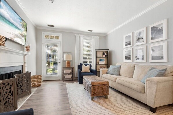 Televisión y reproductor de DVD 