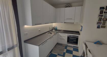 The Azalea: near Numana with large terrace and seasonal condominium pool