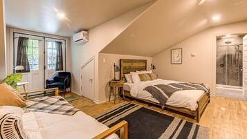 Family Apartment, Patio | 2 bedrooms, free WiFi