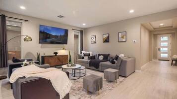 Televisión, oficina