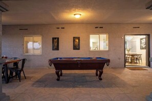 Spielezimmer
