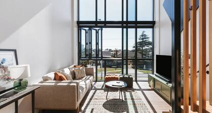 The Loft ~ Mount Maunganui - Beyonder Holiday Homes