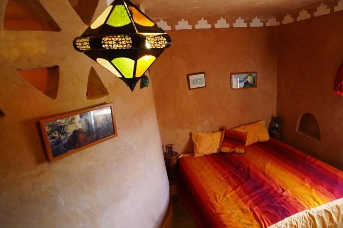 Classic Double Room | Free WiFi