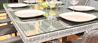 Delightful holiday villa with pool and hot tub