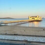Sandringham Hotel