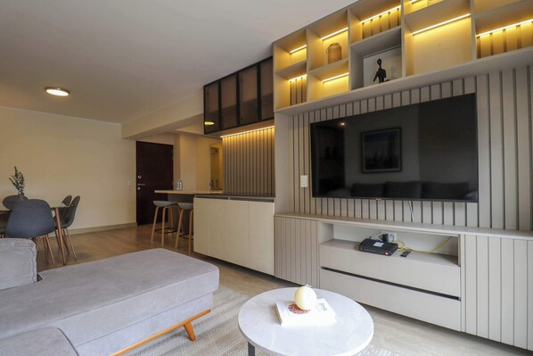 TV, offices - w* | Prestigious 3BR w/ Great Balcony in Miraflores (Miraflores)