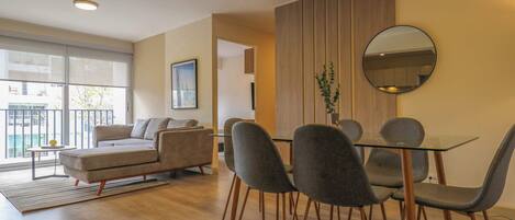 Televisión, oficina