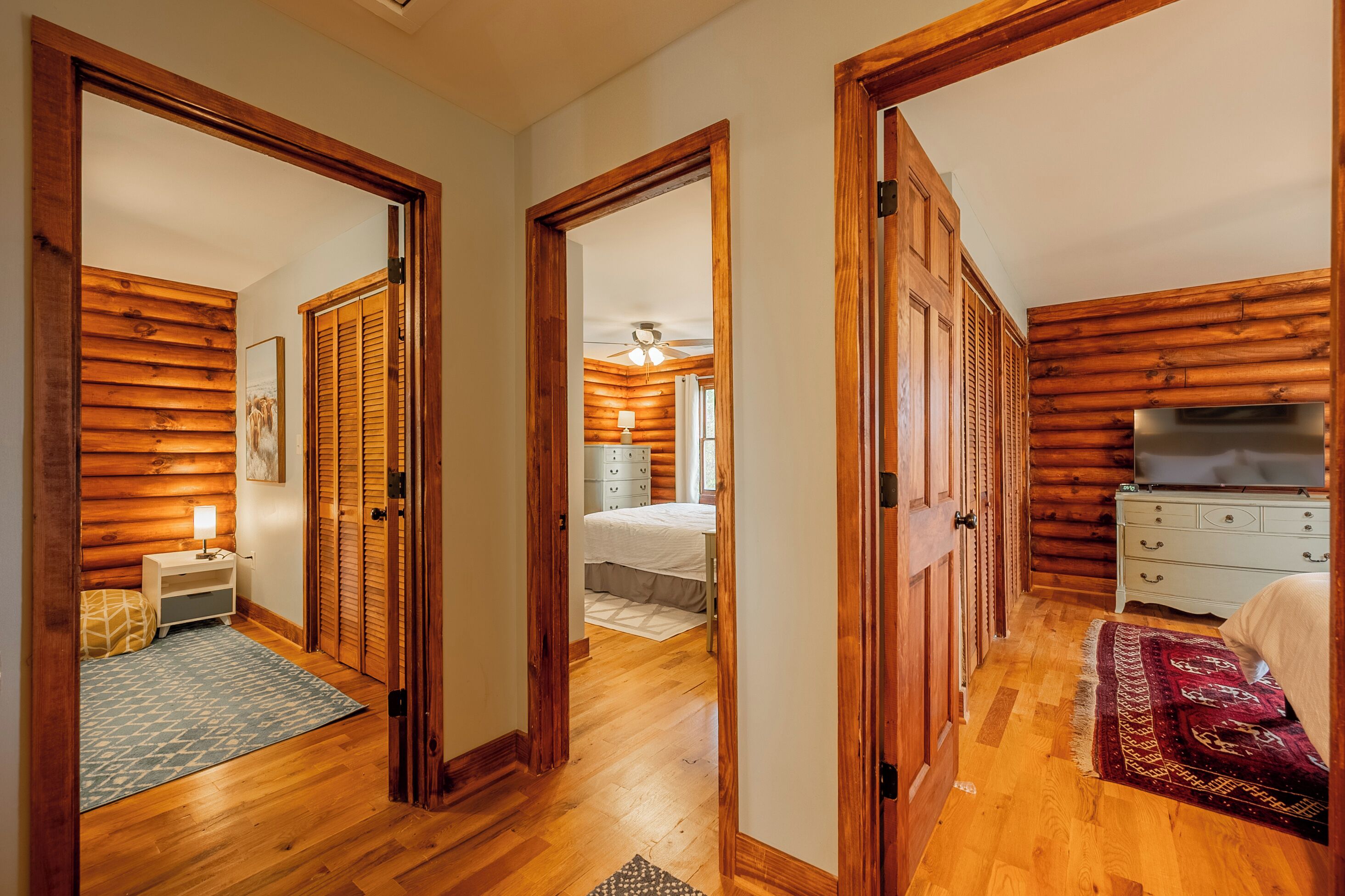 4 habitaciones, wifi gratis y ropa de cama 