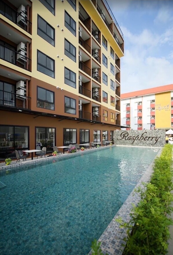 Front of property - Raspberry Mansion (Bang Sao Thong)