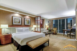 Desk, iron/ironing board, WiFi, bed sheets