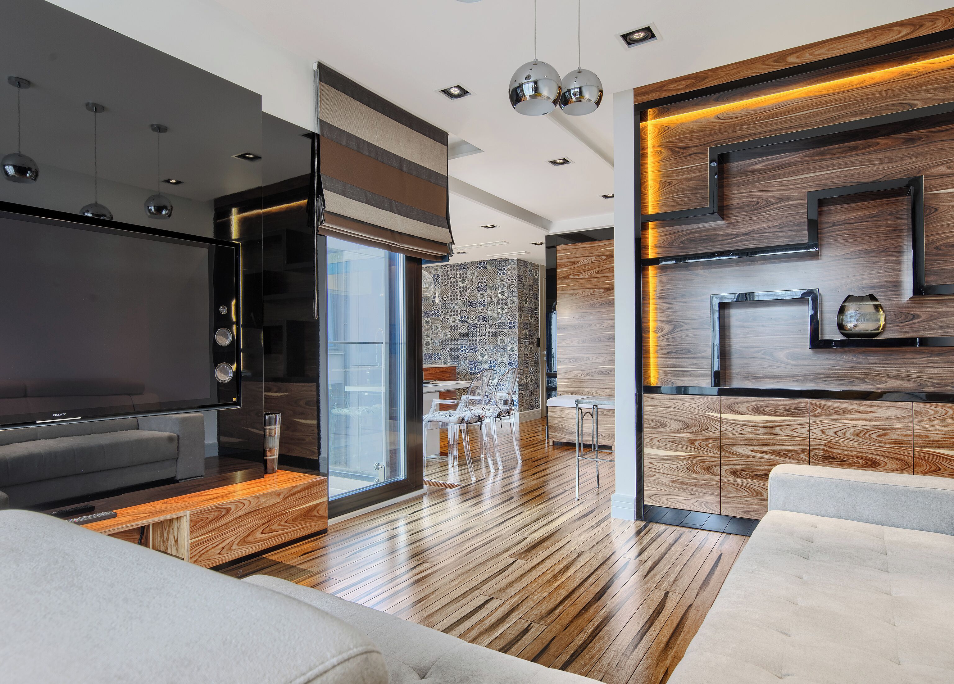 Apartment | Living room | Flat-screen TV, fireplace