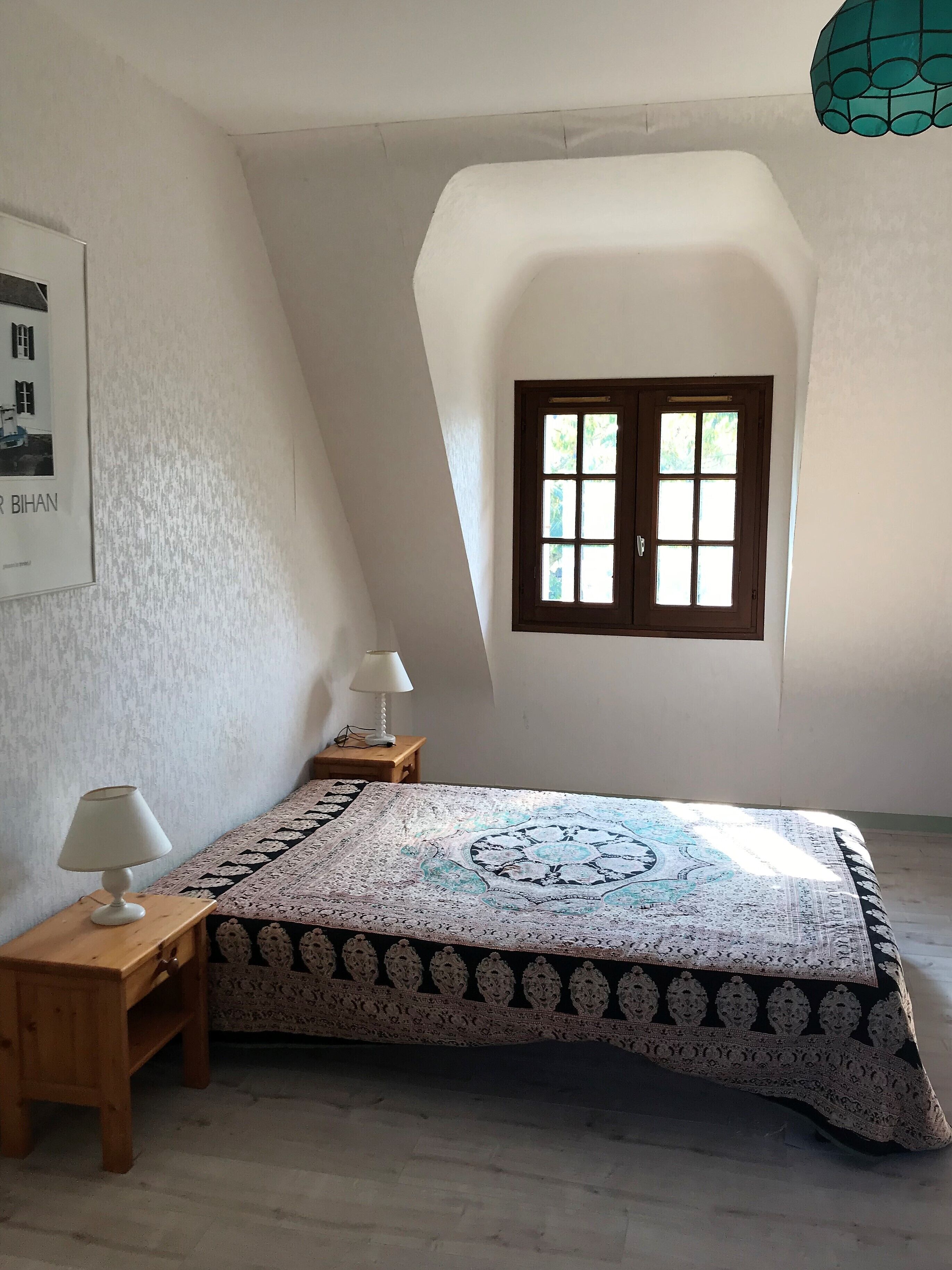 5 chambres, fer et planche à repasser, Wi-Fi, draps fournis