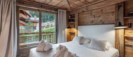 4 chambres, Wi-Fi gratuit, draps fournis