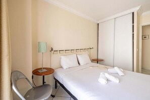 2 Schlafzimmer, Bügeleisen/Bügelbrett, WLAN, Bettwäsche