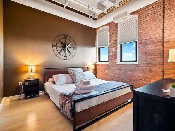 1 bedroom, iron/ironing board, WiFi, bed sheets