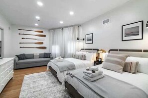 2 bedrooms, iron/ironing board, WiFi, bed sheets