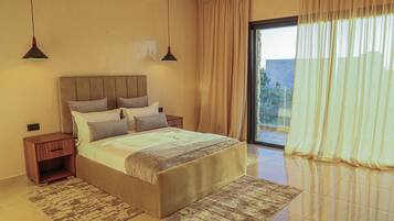 5 chambres, fer et planche Ă repasser, Wi-Fi, draps fournis