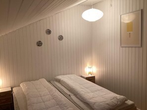3 bedrooms, individually furnished - 6 Person Holiday Home in Oksbol (Oksbol)