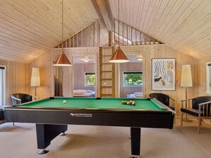 Spielezimmer