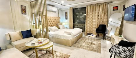 1 bedroom, WiFi, bed sheets