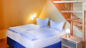 2 bedrooms, bed sheets