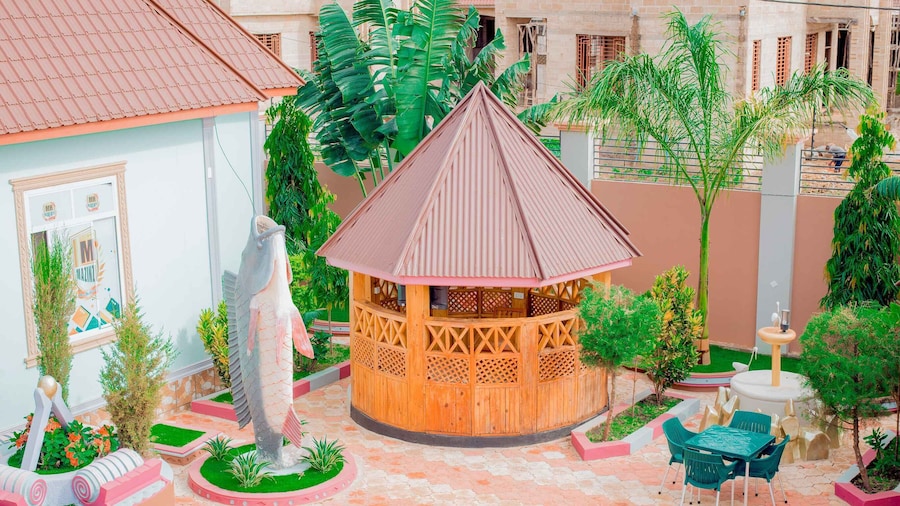 MAZINZI HOTEL